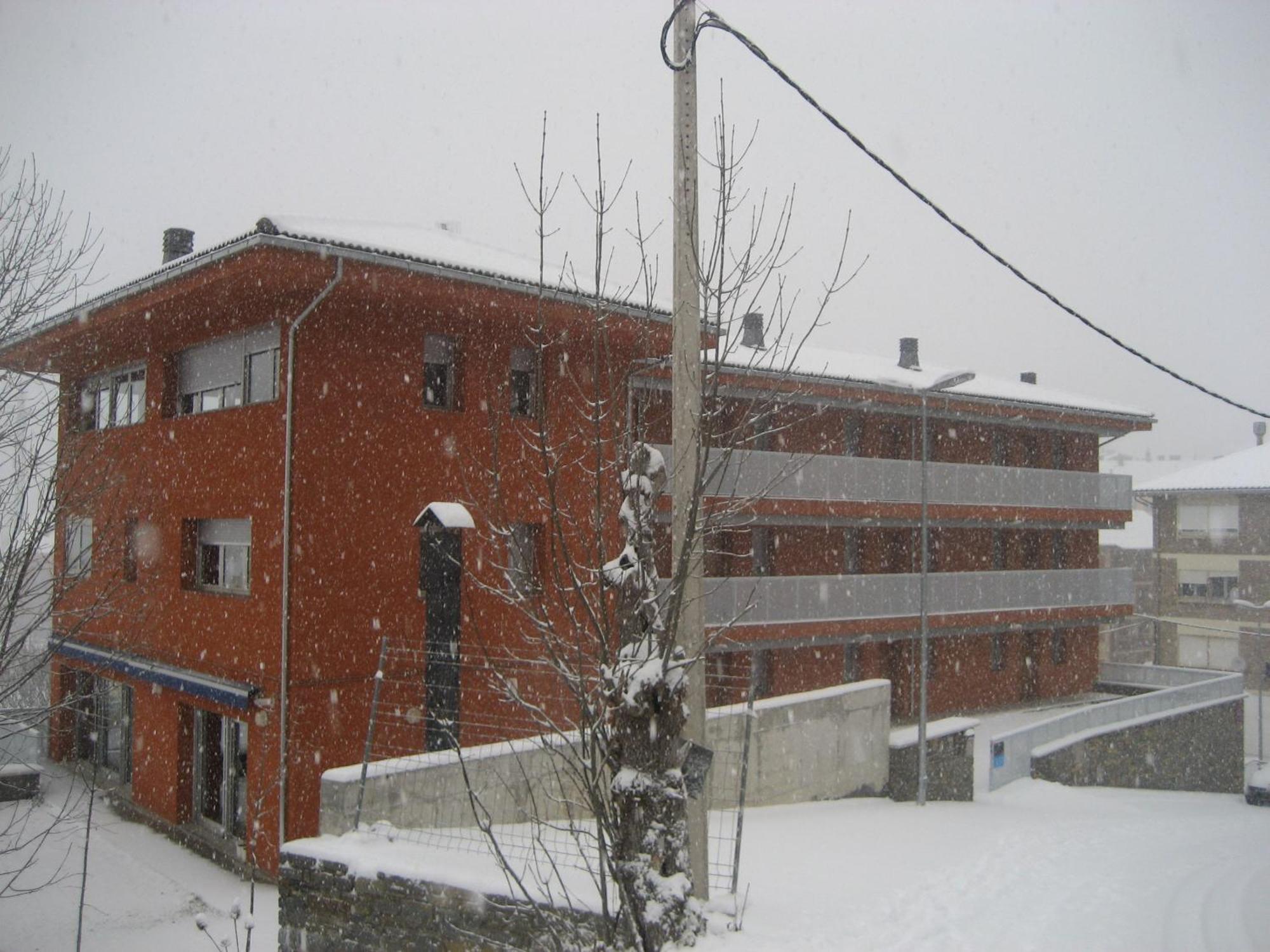 La Faiada Apartment El Pont de Suert Bagian luar foto